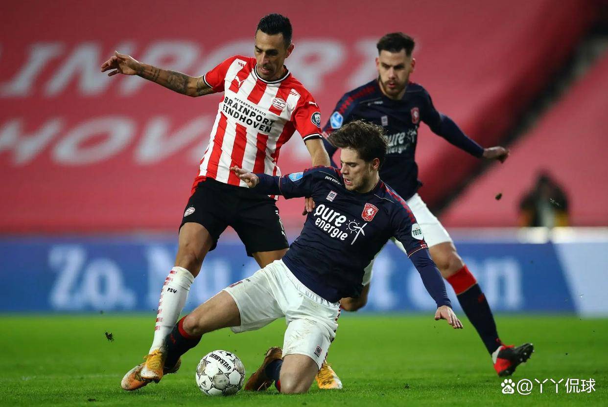 九游游戏中心-荷甲转会期再迎强敌；埃因霍温官宣签约；主帅态度——悬念犹存；阵容厚度经受考验的简单介绍