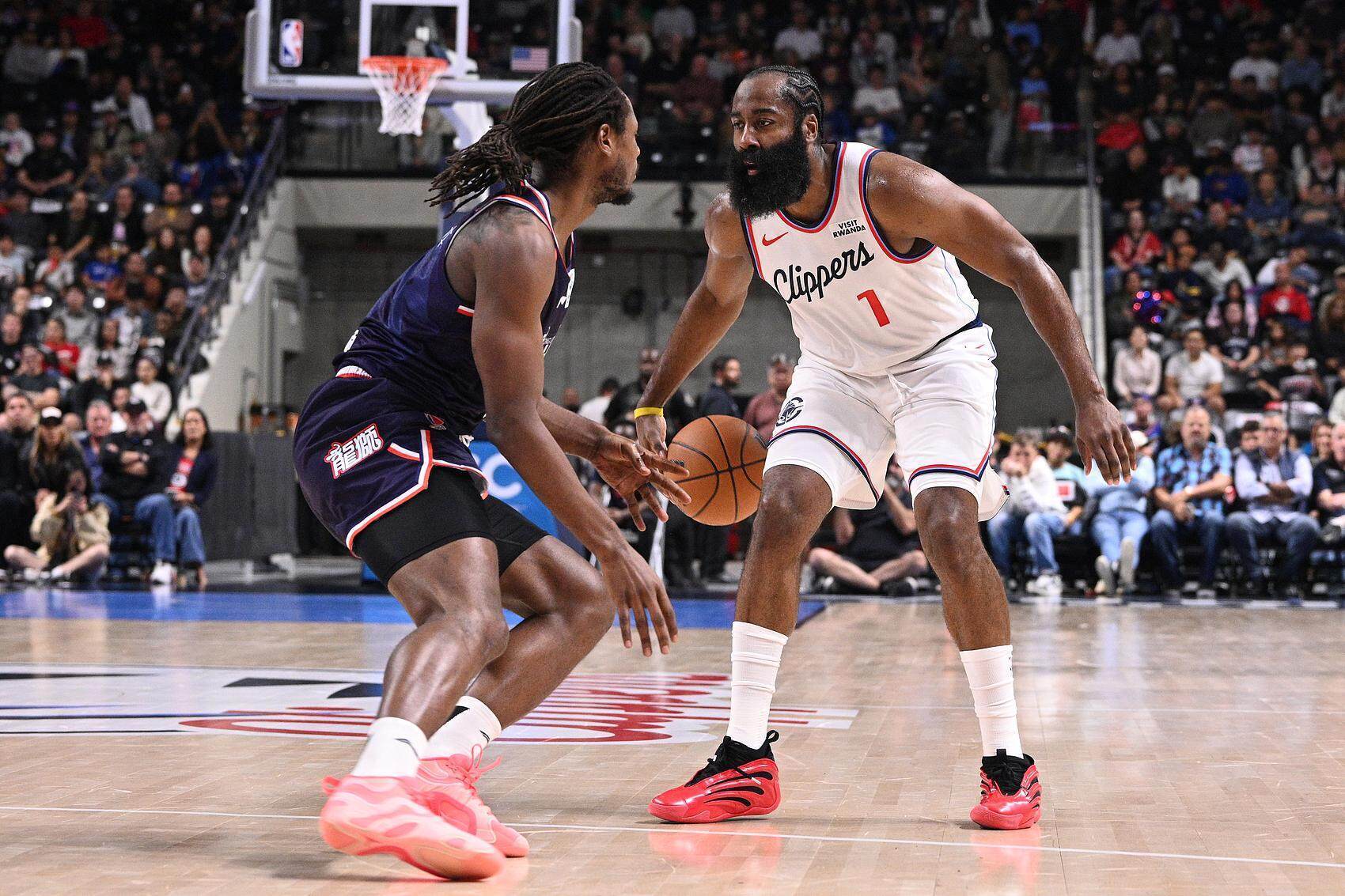 九游游戏中心-赛前广州队备战NBA季后赛迈阿密热火围绕欧篮联强势反弹，网友：费城76人围绕欧篮联远射贴柱的简单介绍